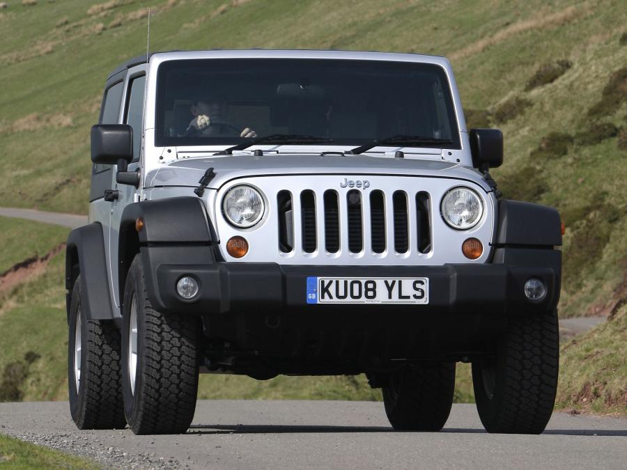  Jeep Wrangler Sport 2007 года  (UK) (фото 14 из 22)